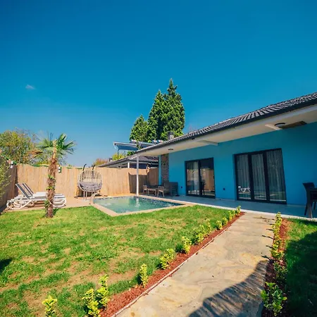 Naturel Stone Villalari 3*